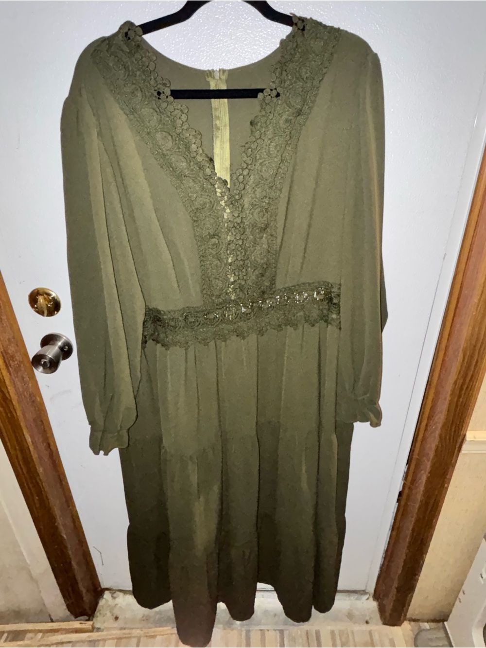 SHEIN CURVE 4XL Olive Green Lace Detail Tiered Dress